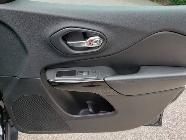 2019 Jeep Cherokee Altitude