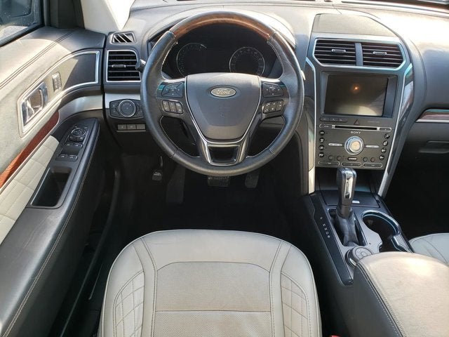 2017 Ford Explorer Platinum