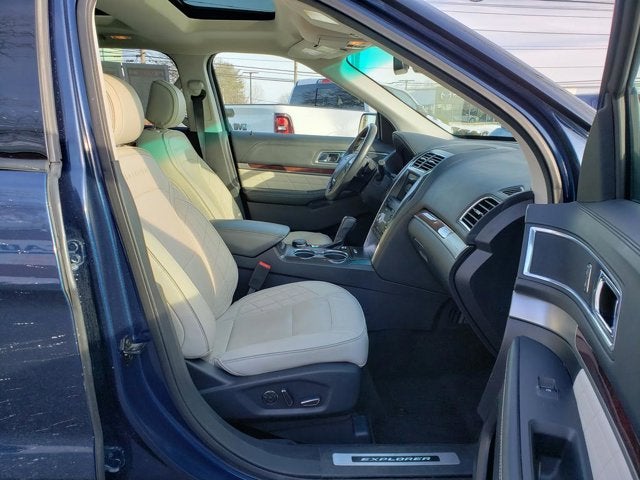 2017 Ford Explorer Platinum