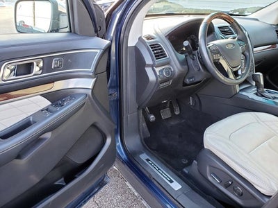 2017 Ford Explorer Platinum