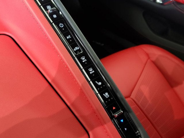 2025 Chevrolet Corvette 2LT