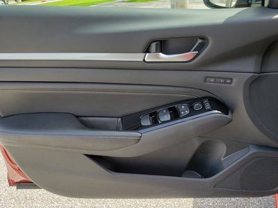 2022 Nissan Altima 2.5 Platinum