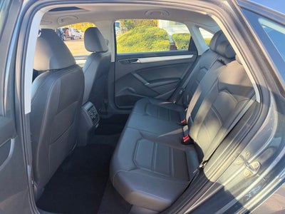 2019 Volkswagen Passat 2.0T Wolfsburg Edition