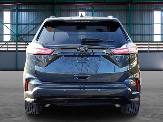 2023 Ford Edge SE