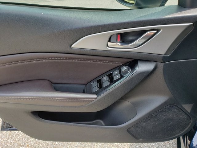 2017 Mazda Mazda3 4-Door Touring