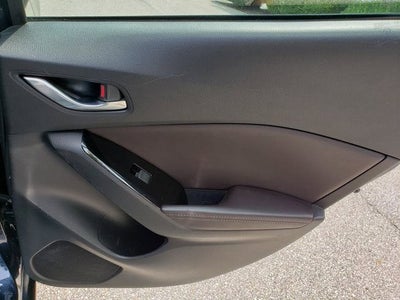 2017 Mazda Mazda3 4-Door Touring