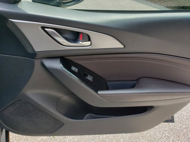 2017 Mazda Mazda3 4-Door Touring
