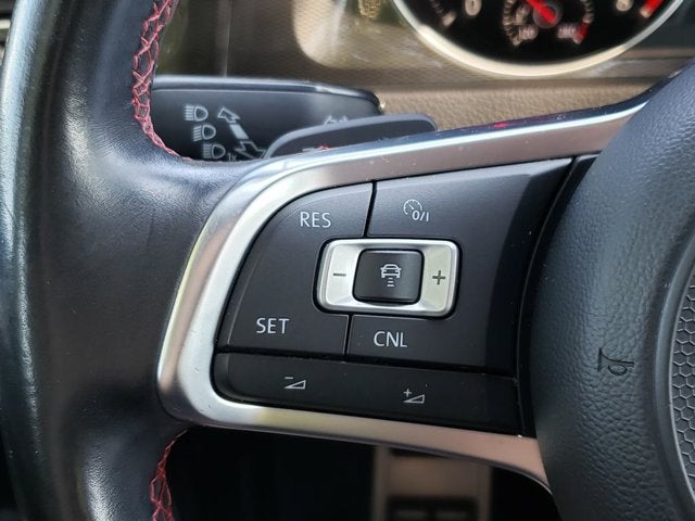 2017 Volkswagen Golf GTI 2.0T 4-Door DSG