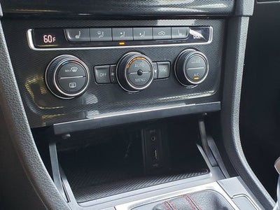 2017 Volkswagen Golf GTI 2.0T 4-Door DSG