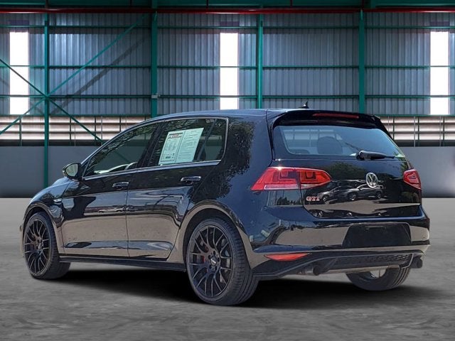 2017 Volkswagen Golf GTI 2.0T 4-Door DSG