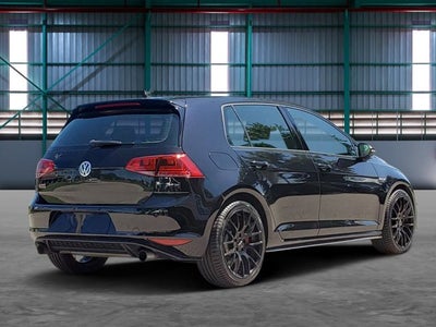 2017 Volkswagen Golf GTI 2.0T 4-Door DSG