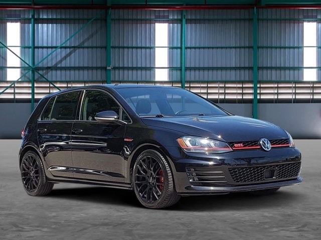 2017 Volkswagen Golf GTI 2.0T 4-Door DSG