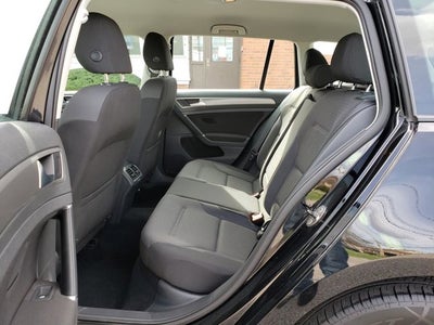 2016 Volkswagen Golf SportWagen 4dr Auto TSI