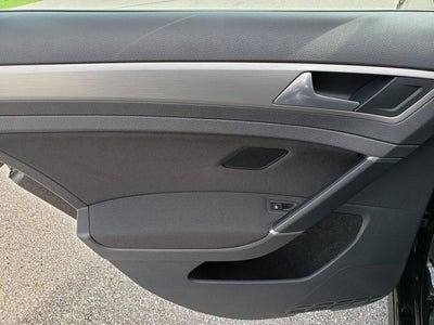 2016 Volkswagen Golf SportWagen 4dr Auto TSI