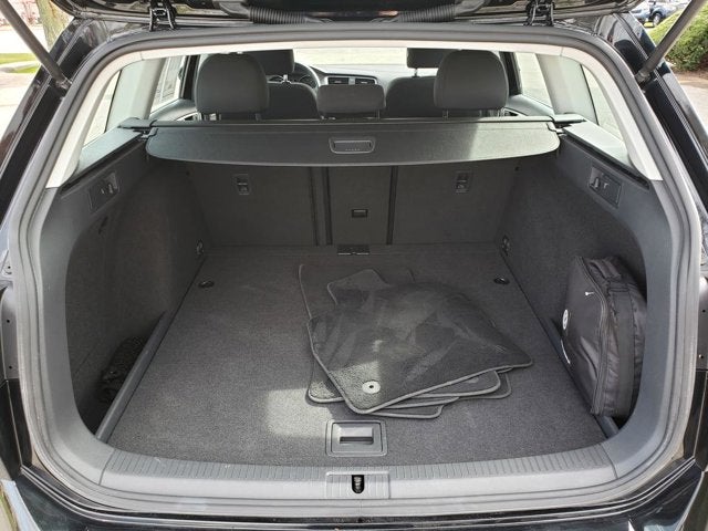 2016 Volkswagen Golf SportWagen 4dr Auto TSI