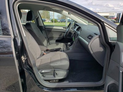 2016 Volkswagen Golf SportWagen 4dr Auto TSI