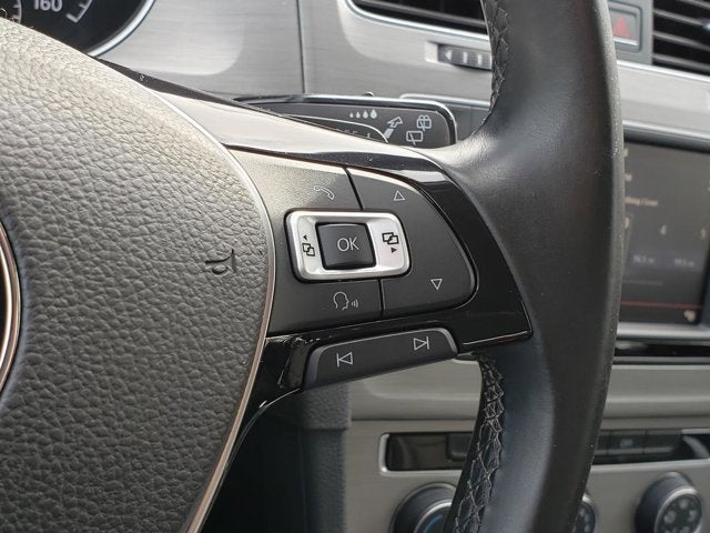 2016 Volkswagen Golf SportWagen 4dr Auto TSI