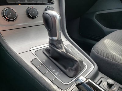 2016 Volkswagen Golf SportWagen 4dr Auto TSI