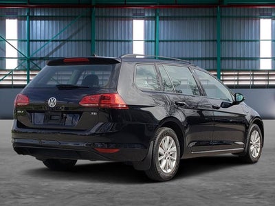 2016 Volkswagen Golf SportWagen 4dr Auto TSI