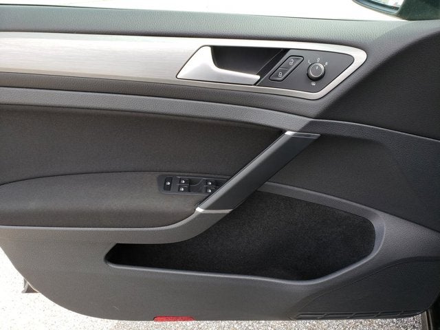 2016 Volkswagen Golf SportWagen 4dr Auto TSI