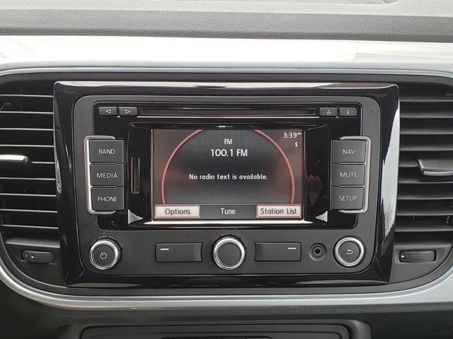 2014 Volkswagen Beetle 2.5L w/Sun/Sound/Nav
