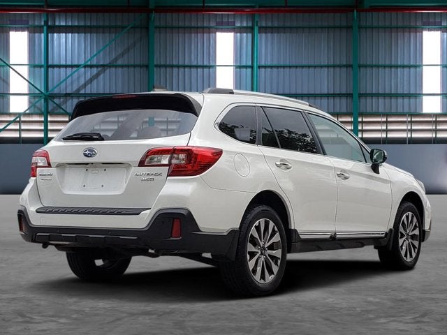 2018 Subaru Outback Touring