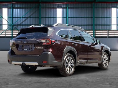 2025 Subaru Outback Touring XT