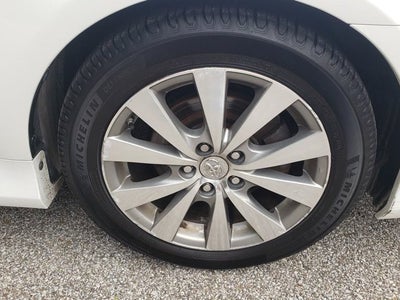 2011 Toyota Avalon 4dr Sdn