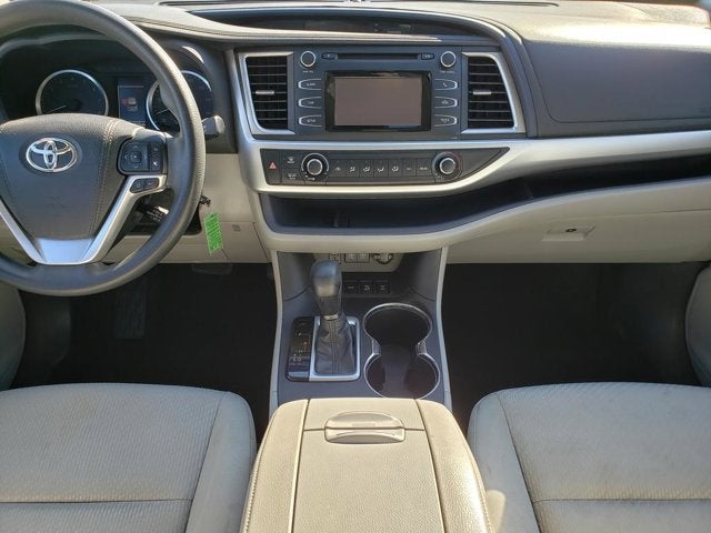 2018 Toyota Highlander LE
