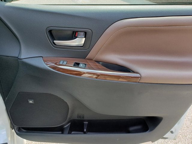 2019 Toyota Sienna Limited