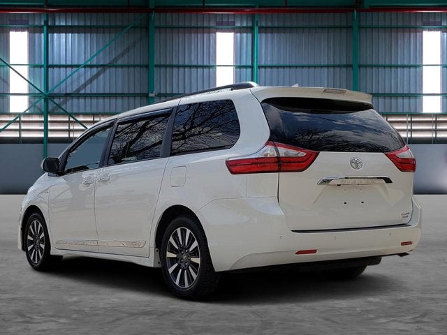 2019 Toyota Sienna Limited