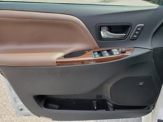 2019 Toyota Sienna Limited