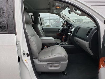 2022 Toyota Sequoia Platinum