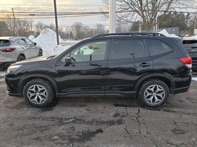 2022 Subaru Forester Premium