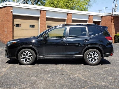 2023 Subaru Forester Premium