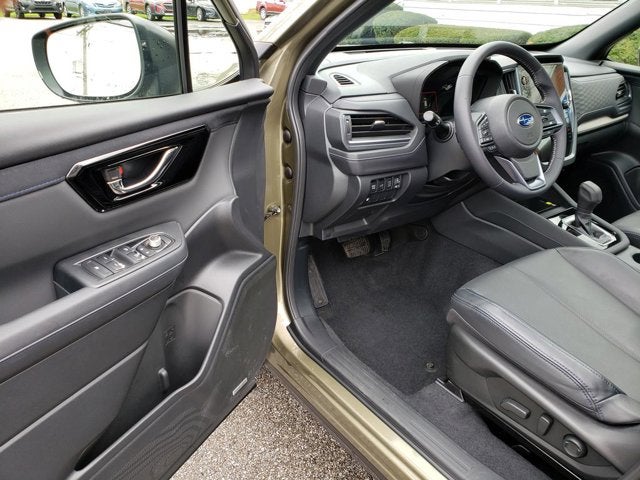 2025 Subaru Forester Limited Hybrid