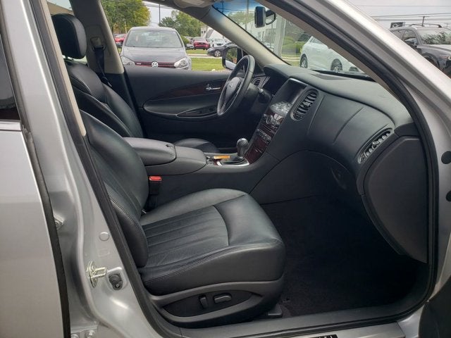 2017 INFINITI QX50 AWD