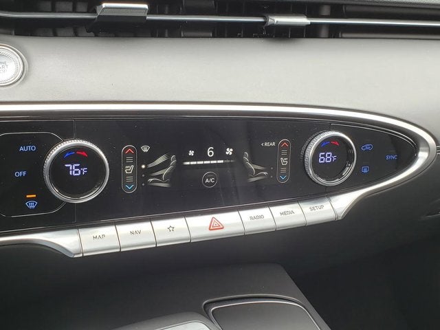 2022 Genesis GV70 2.5T