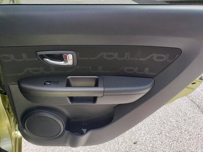 2012 Kia Soul +
