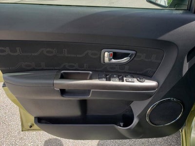 2012 Kia Soul +