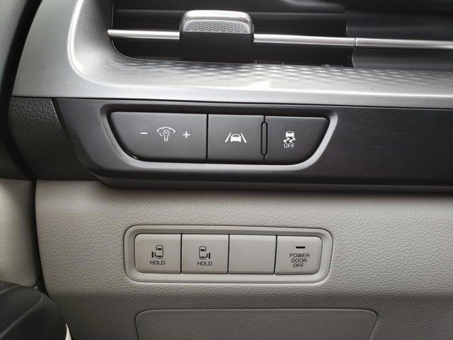 2022 Kia Carnival LXS