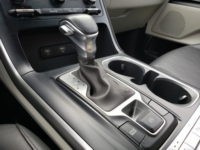 2022 Kia Carnival LXS