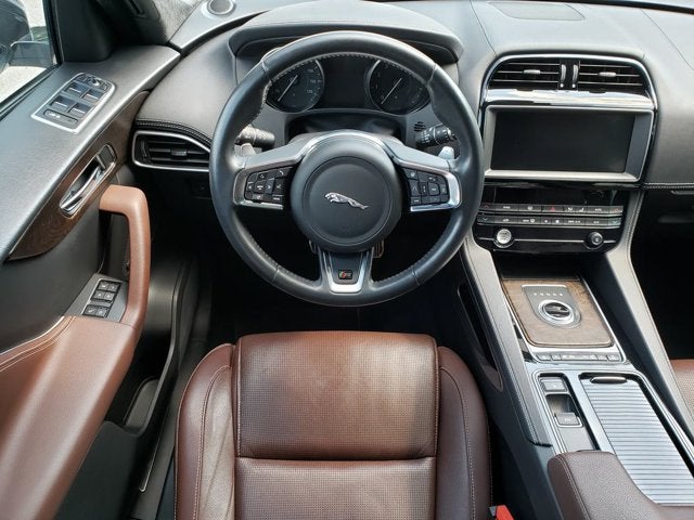 2019 Jaguar F-PACE S
