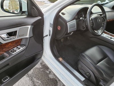 2014 Jaguar XF V6 SC