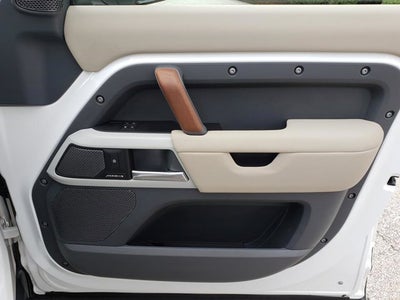 2023 Land Rover Defender S