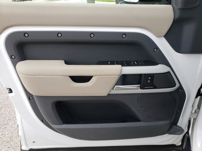 2023 Land Rover Defender S