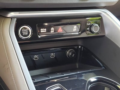 2025 Audi Q5 Premium