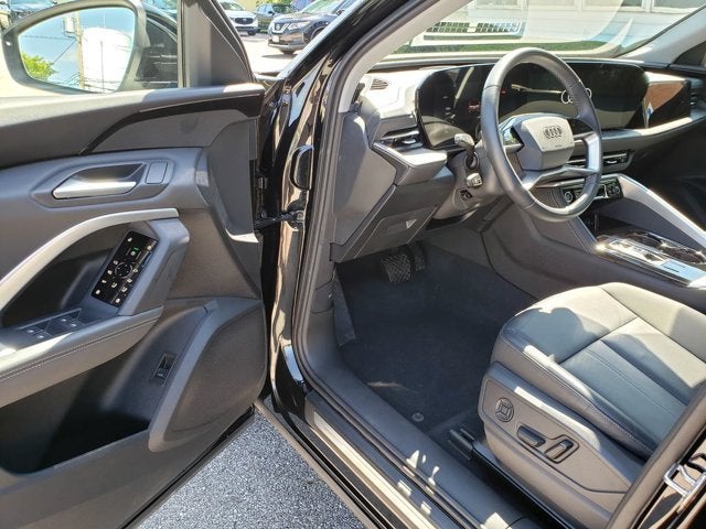 2025 Audi Q5 Premium