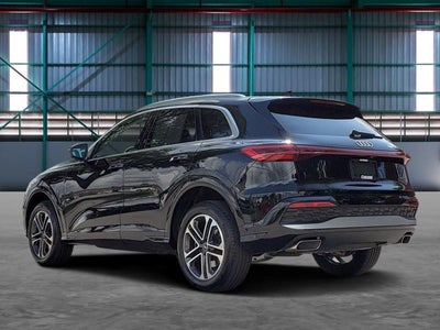2025 Audi Q5 Premium