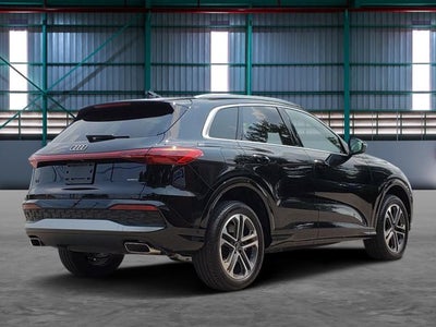2025 Audi Q5 Premium Plus